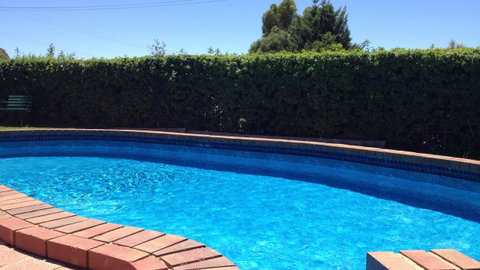Deniliquin Motel - Mackay Tourism 23