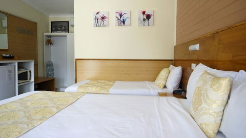 Highway Motor Inn Taree - Mackay Tourism 11