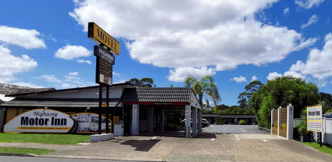 Highway Motor Inn Taree - Mackay Tourism 3