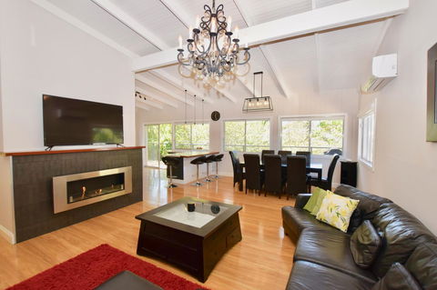 Wildlife Lodge Katoomba - Mackay Tourism 13