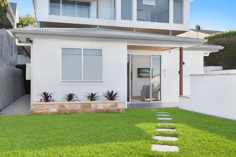 Modern Guest House - Mackay Tourism 2