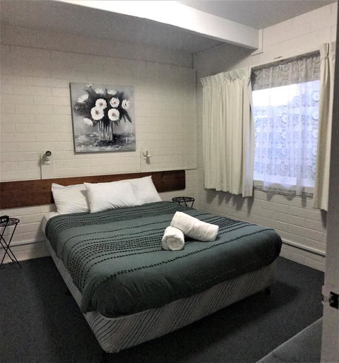 Kon Tiki Apartments - Mackay Tourism 9