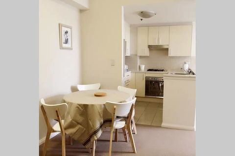 Kent CBD Apartment - Mackay Tourism 9