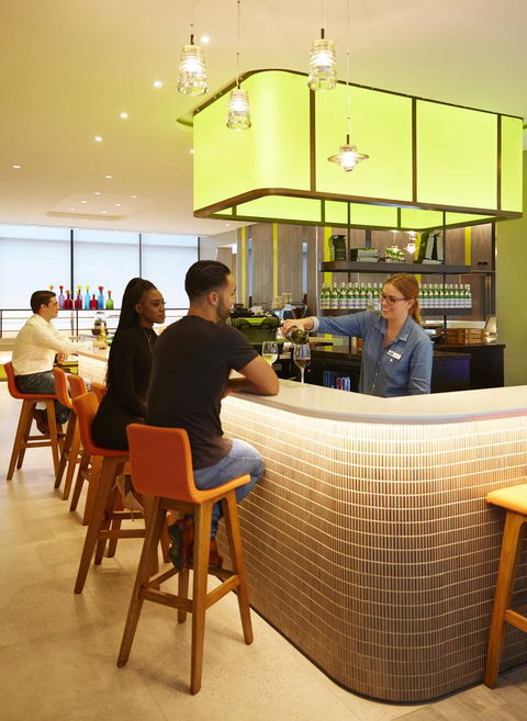Holiday Inn Express Sydney Macquarie Park, An IHG Hotel - Mackay Tourism 6