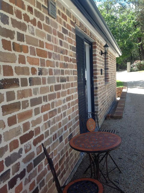 Hideaway Holiday Apartments - Mackay Tourism 2