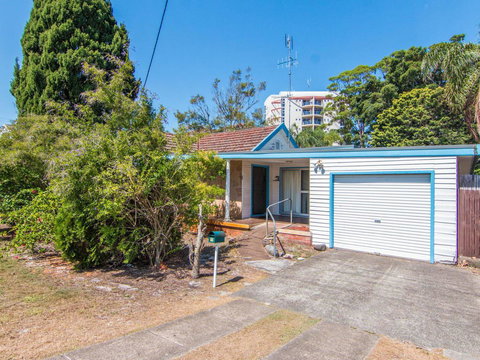 11 Peel Street - Mackay Tourism 10