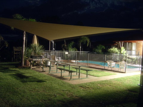 Hume Country Motor Inn - Mackay Tourism 23
