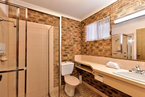Hume Country Motor Inn - Mackay Tourism 34