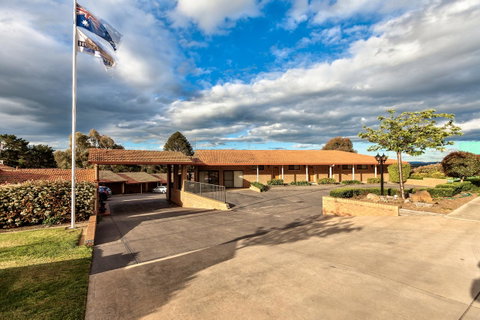 Hume Country Motor Inn - Mackay Tourism 31
