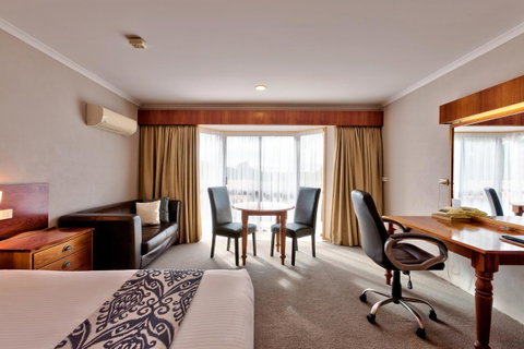 Hume Country Motor Inn - Mackay Tourism 17