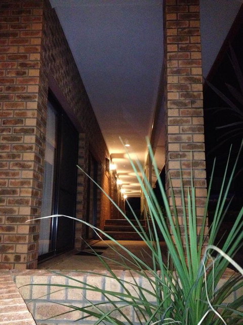 Hume Country Motor Inn - Mackay Tourism 24