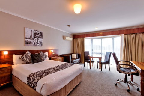 Hume Country Motor Inn - Mackay Tourism 14