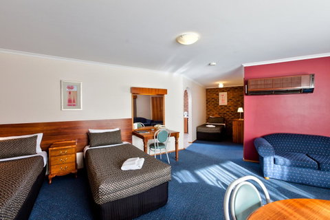 Hume Country Motor Inn - Mackay Tourism 33