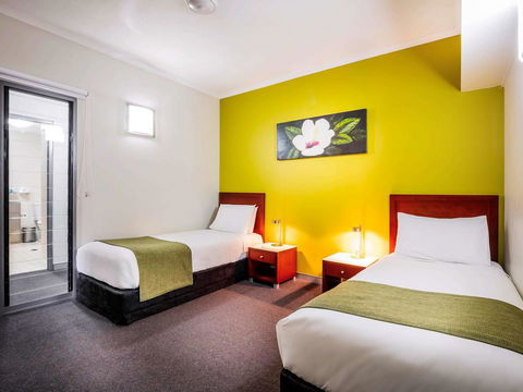 Novotel Darwin Airport - Mackay Tourism 28