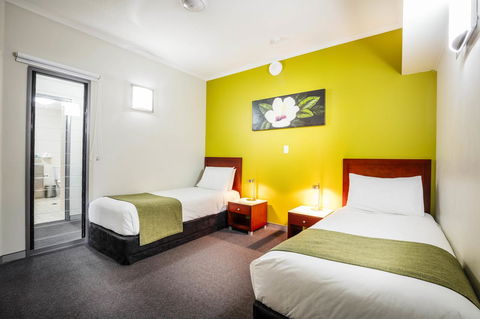 Novotel Darwin Airport - Mackay Tourism 18