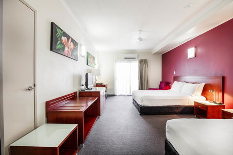 Novotel Darwin Airport - Mackay Tourism 23