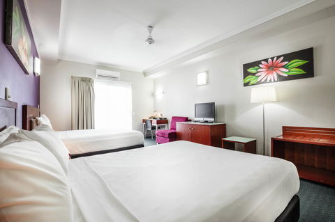 Novotel Darwin Airport - Mackay Tourism 3