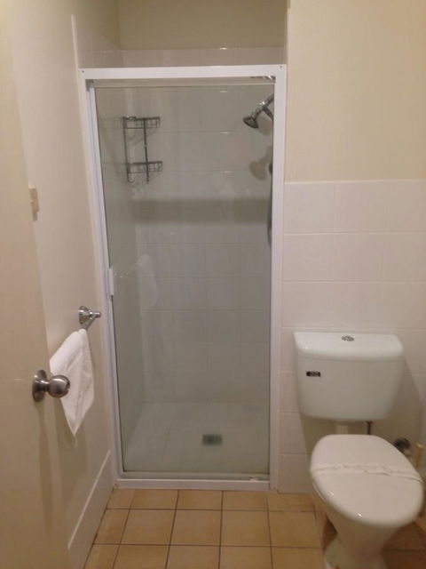 Beaches Serviced Apartments - Mackay Tourism 23