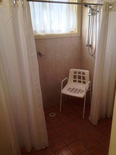 Beaches Serviced Apartments - Mackay Tourism 35