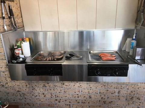 Beaches Serviced Apartments - Mackay Tourism 16