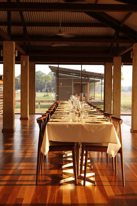 Wildman Wilderness Lodge - Mackay Tourism 18