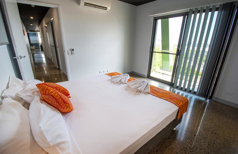Magnum Serviced Apartments - Mackay Tourism 34