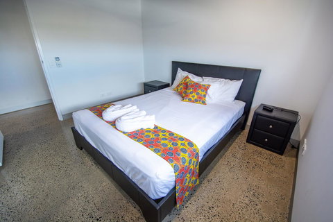 Magnum Serviced Apartments - Mackay Tourism 9