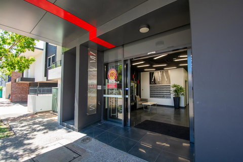 Magnum Serviced Apartments - Mackay Tourism 25