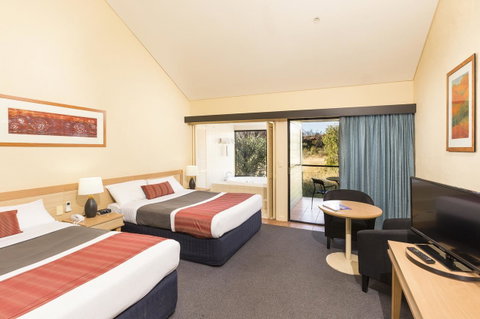 Discovery Resorts - Kings Canyon - Mackay Tourism 23