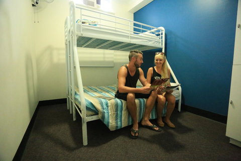 Melaleuca On Mitchell - Darwin YHA - Mackay Tourism 12