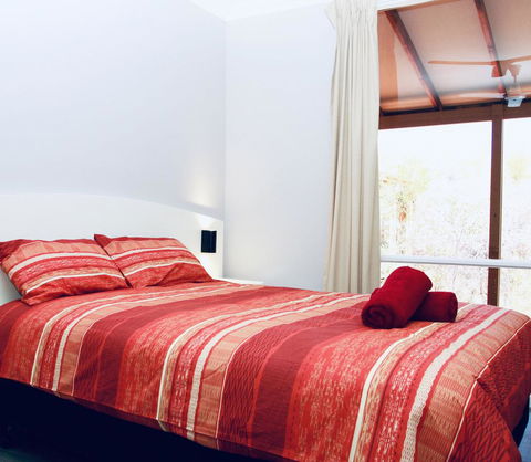 Erldunda Desert Oaks Resort - Mackay Tourism 4