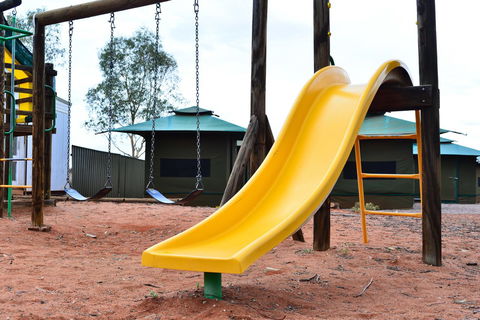 Erldunda Desert Oaks Resort - Mackay Tourism 16