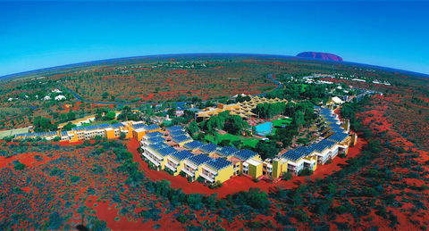 Sails In The Desert - Mackay Tourism 0