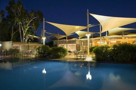 Sails In The Desert - Mackay Tourism 2