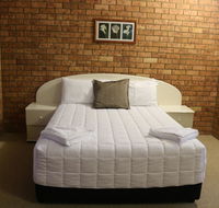 Golden Sands Motor Inn - Mackay Tourism