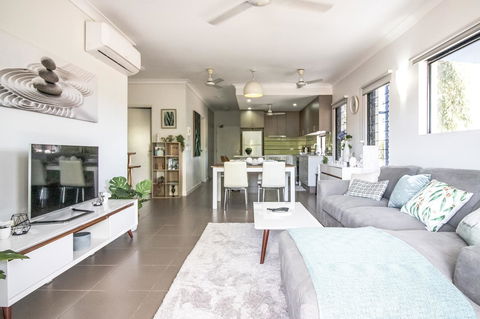 ZEN QUEST - The NOMADS PAD Near Nightcliff Markets & Sunset Foreshore - Mackay Tourism 1