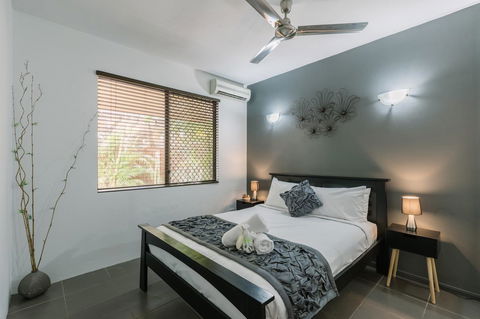 CitySide Apartment - 2 Bedroom With Private Courtyard - Mackay Tourism 17