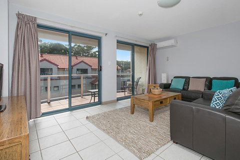 Nelson Bay Breeze - Mackay Tourism 11