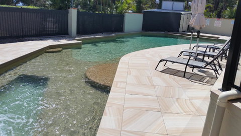 Nelson Bay Breeze - Mackay Tourism 3