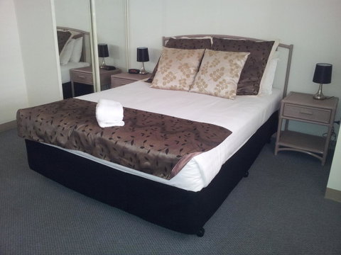 Nelson Bay Breeze - Mackay Tourism 32