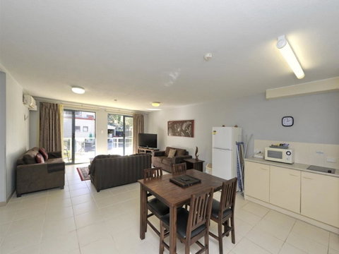 Nelson Bay Breeze - Mackay Tourism 8
