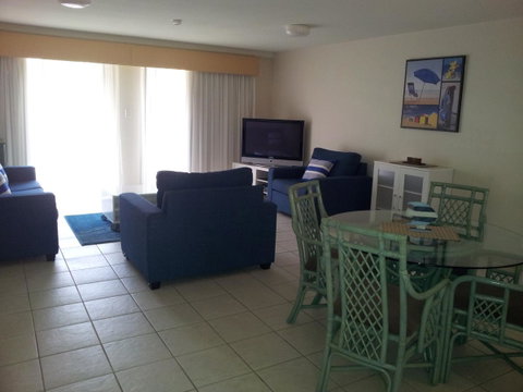 Nelson Bay Breeze - Mackay Tourism 29