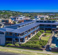 Lennox Holiday Apartments - Mackay Tourism