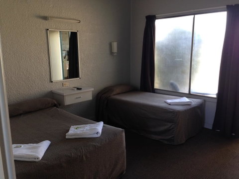 Boomerang Hotel - Mackay Tourism 3
