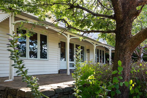 Botanica - Mackay Tourism 0