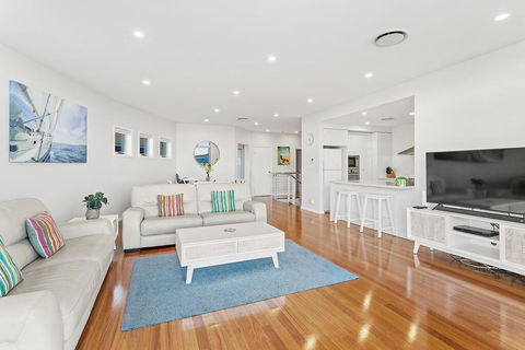 Boulder Bay Rd 2/2 - Fingal Bay - Mackay Tourism 3