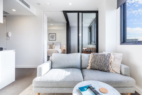 Boutique Apartment In Highly Sought After Arena - Mackay Tourism 3