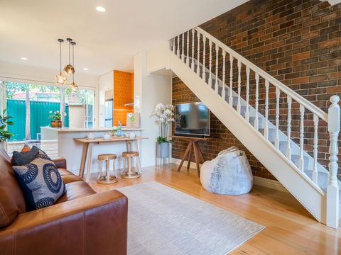 Boutique Stays - Buckingham - Mackay Tourism 0