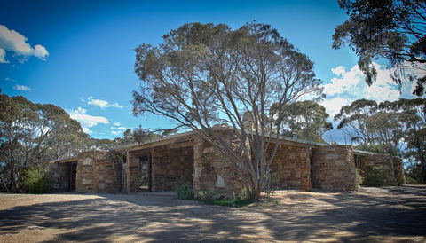 BOYD BAKER HOUSE - Mackay Tourism 0