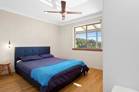 Braeside Cabin Four - Ziera - Mackay Tourism 3